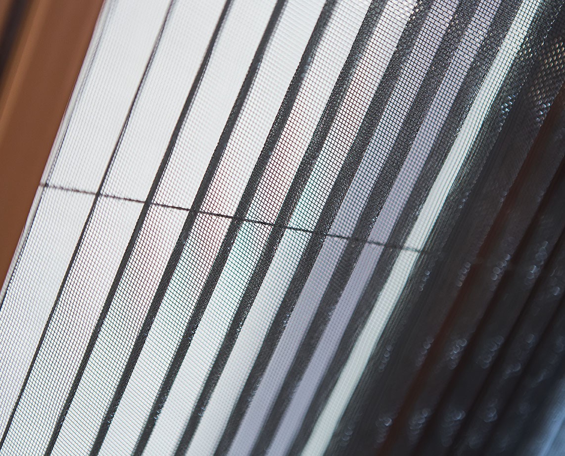 Soreba - Pourquoi faut-il avoir des moustiquaires chez soi ?