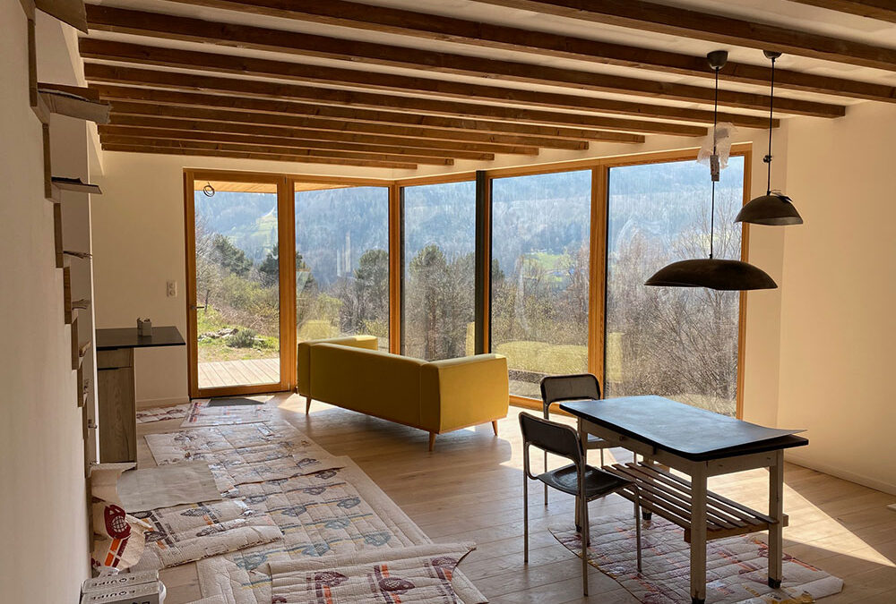 Pose de fenêtres en bois-aluminium panoramiques